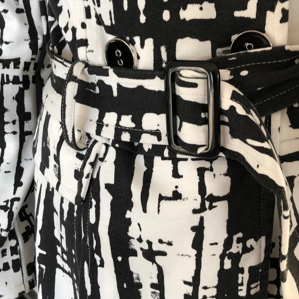 Takara belted abstract Trenchcoat black white Size Medium